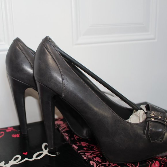 Qupid Reissa-33 Charcoal Crazy Horse High Heel Shoes - Picture 6 of 12